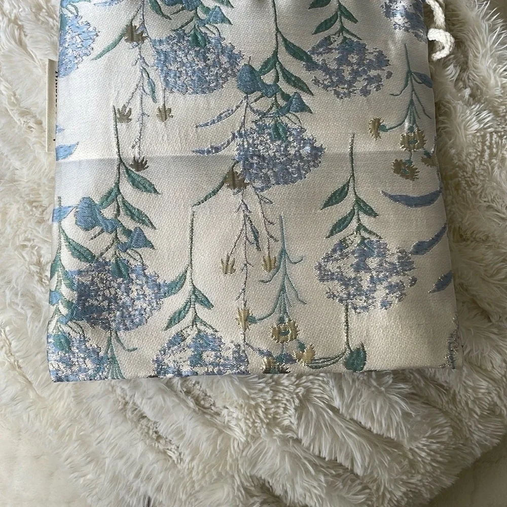 Floral Drawstring Pouch - Cream and blue